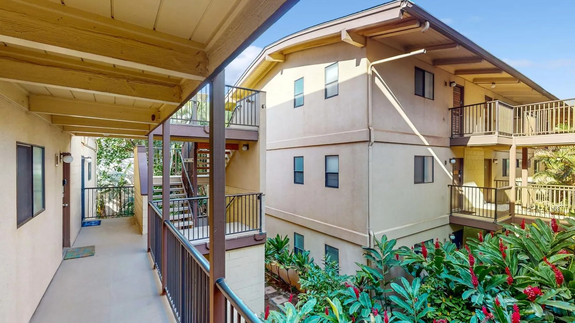 Hono Kai B17 Apartment Wailuku